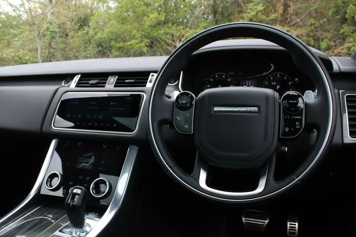 2018-land-rover-range-rover-sport-30-v6-hse-dynamic-big-10
