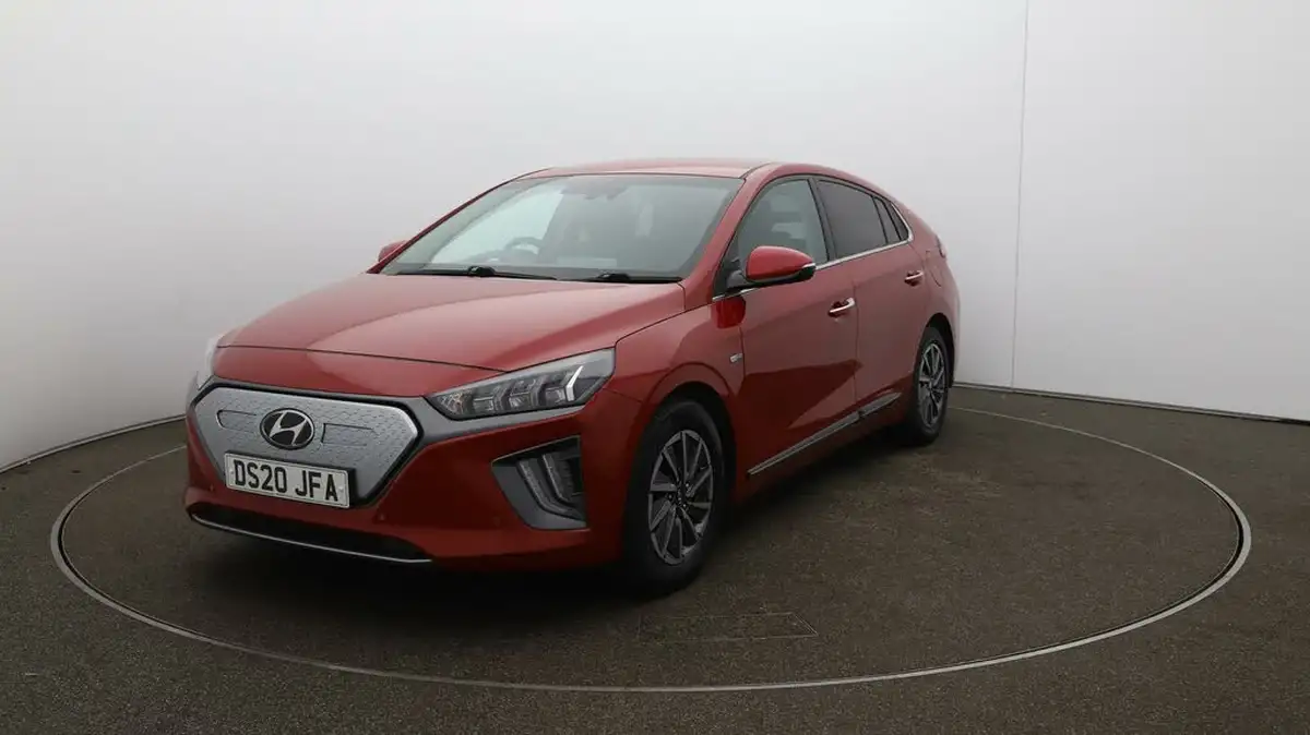 2020-hyundai-ioniq-e-premium-se-electric-100kw-big-30