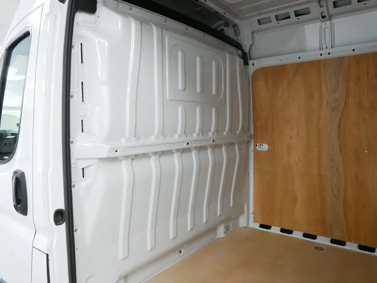 2023-citroen-relay-22bluehdi-35-l3h2-enterprise-edition-panel-big-20
