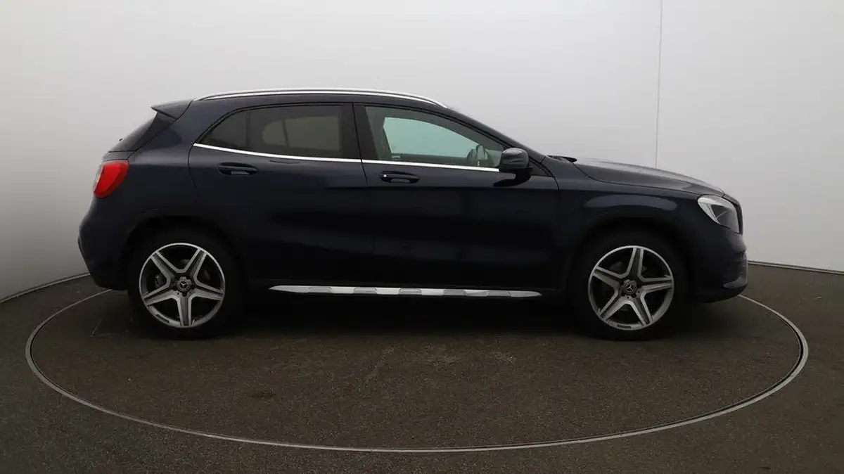 2018-mercedes-benz-gla-class-21d-gla-220d-amg-line-177ps-ss-big-41
