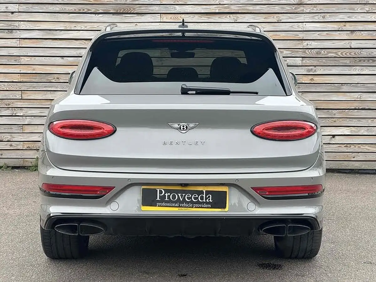 2020-bentley-bentayga-40-v8-550ps-big-28