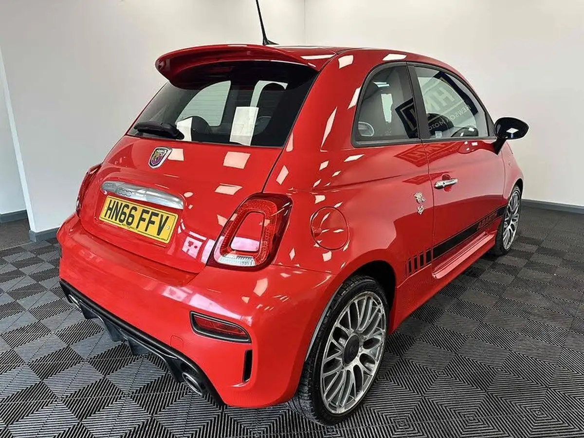 2016-abarth-595-14-tjet-big-6