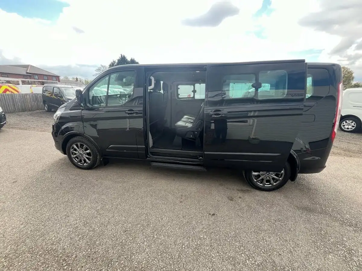 2021-ford-tourneo-custom-20tdci-320-l2-titanium-x-mhev-185pseu6dt-big-5