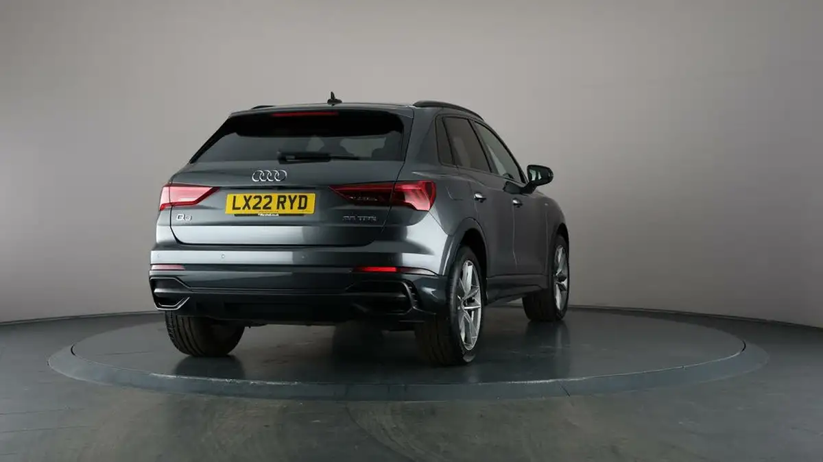 2022-audi-q3-15-35-tfsi-black-edition-codcomfort-sound-pack-station-wagon-big-66