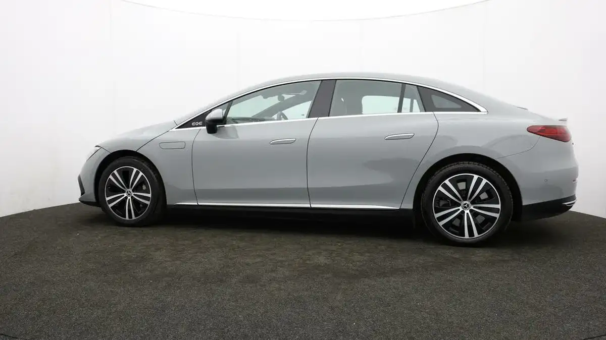 2023-mercedes-benz-eqe-e-eqe-300-sport-edition-big-63