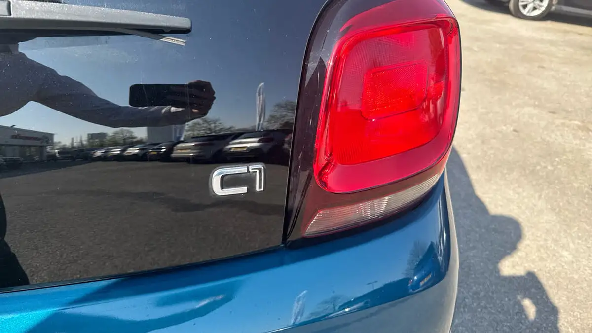 2021-citroen-c1-10-vti-shine-5d-big-43