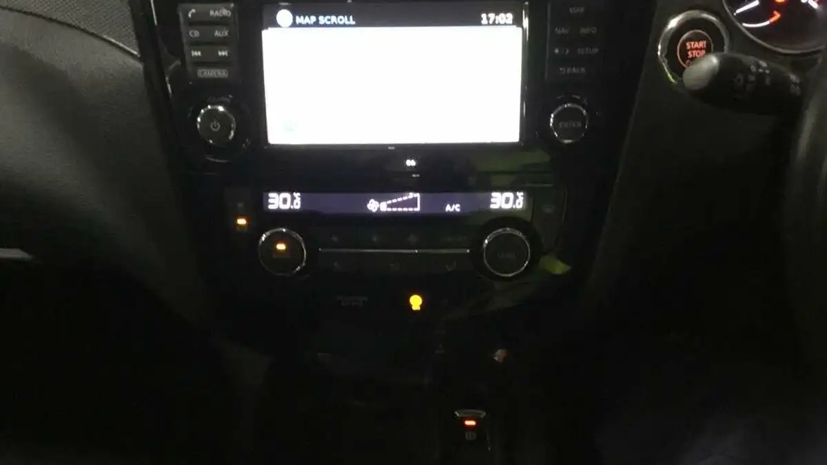 2015-nissan-x-trail-16dci-n-tec-big-7