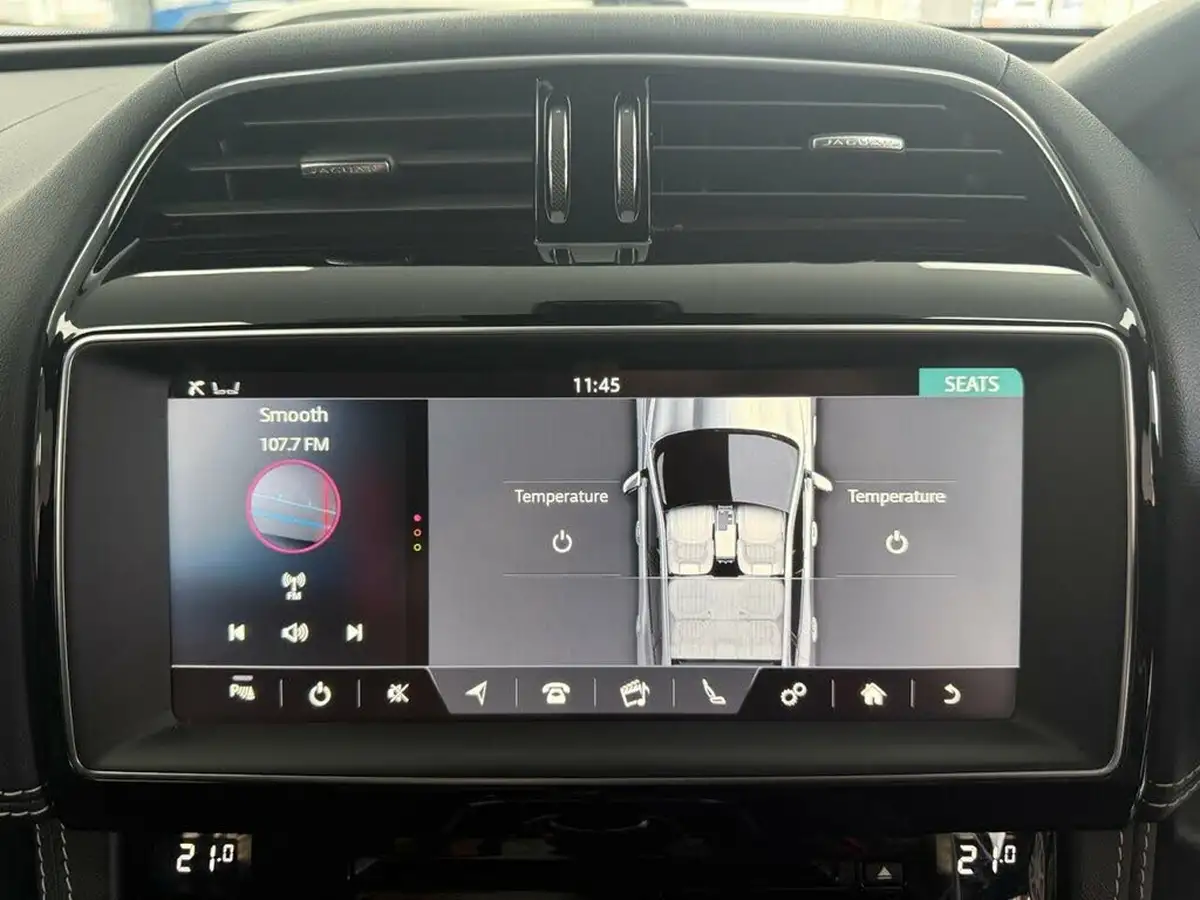 2017-jaguar-f-pace-20-i4d-r-sport-180ps-awd-ss-auto-big-39