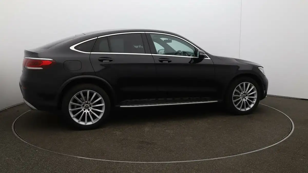 2022-mercedes-benz-glc-class-20d-glc300d-amg-line-premium-244ps-coupe-4d-1950cc-big-44