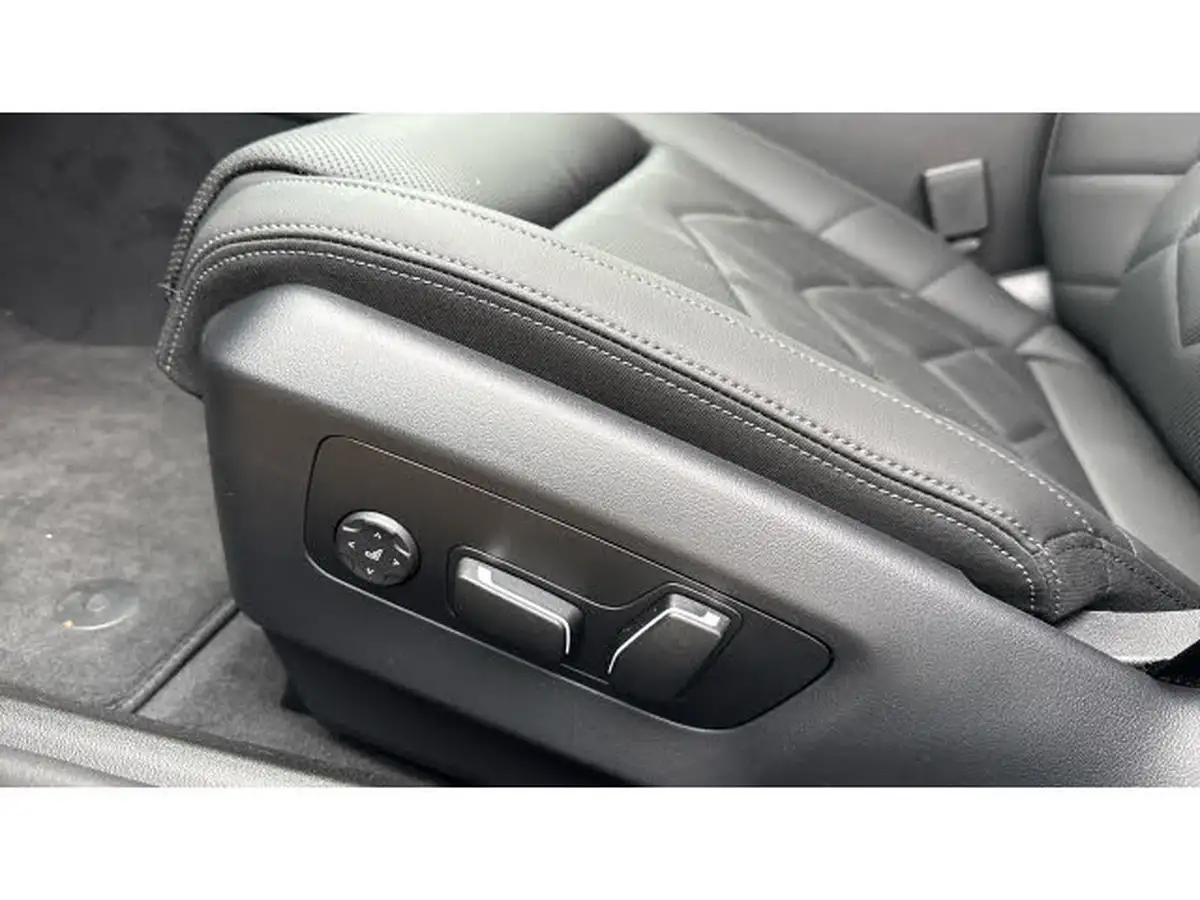 2025-bmw-5-series-20-520i-m-sport-mht-saloon-4d-big-24