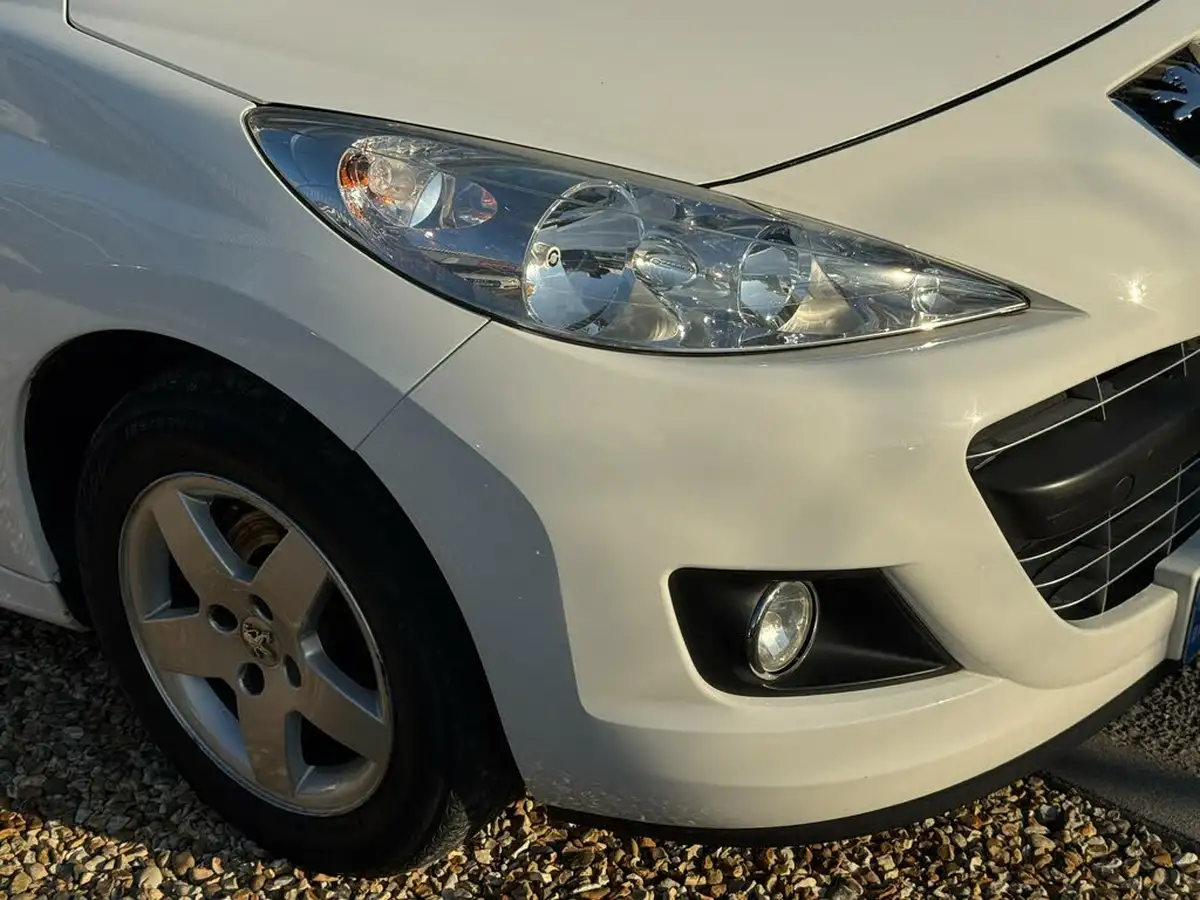 2012-peugeot-207-14-sportium-75-5d-1360cc-big-45