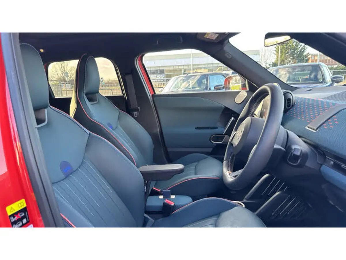 2024-mini-mini-aceman-e-cooper-se-exclusive-level-3-big-10