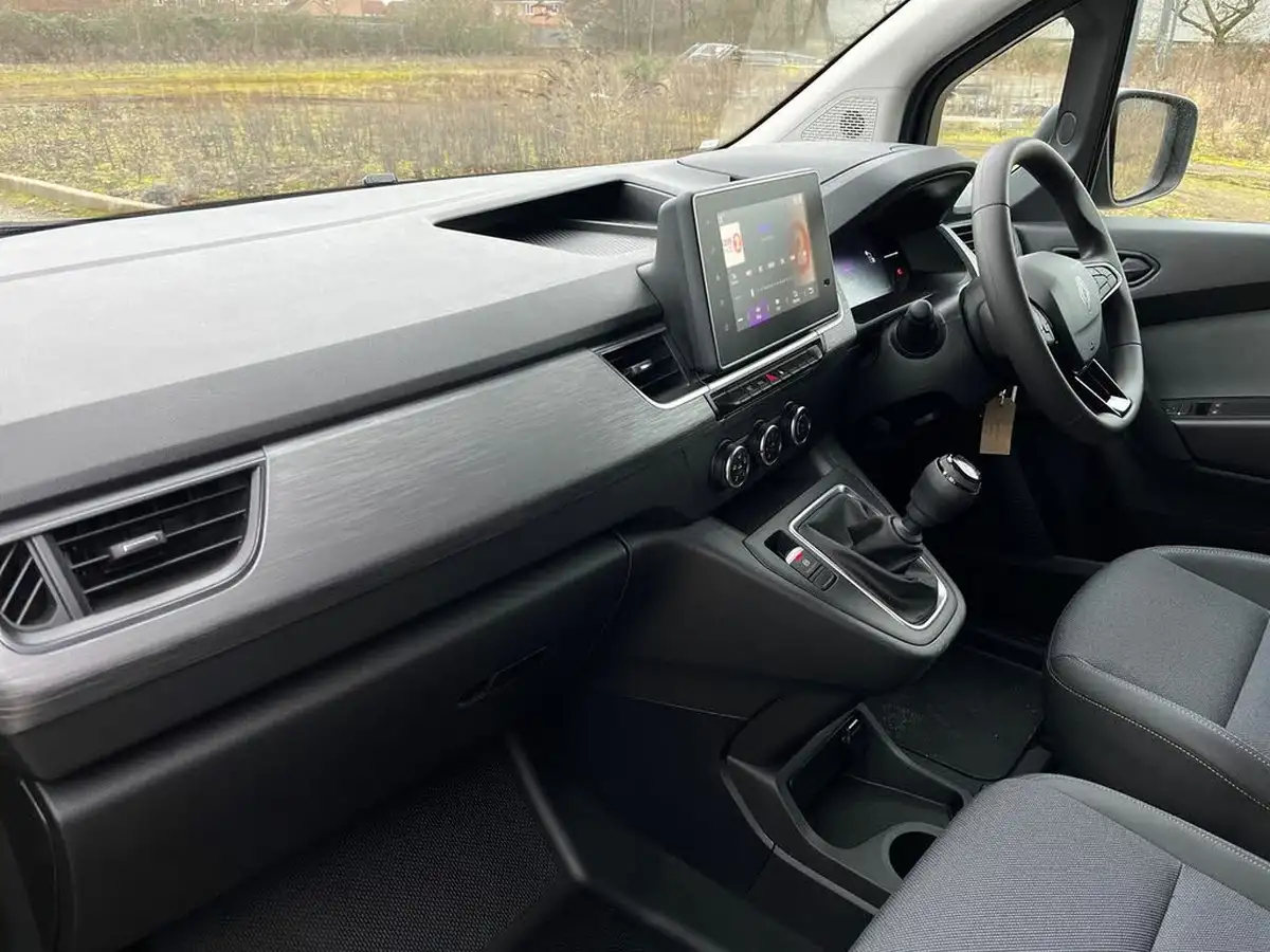 2024-renault-kangoo-15dci-ll21-95-advance-eu6e-panel-big-6