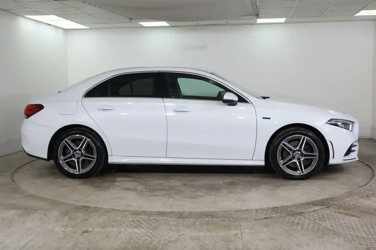 2020-mercedes-benz-a-class-13-a250e-amg-line-saloon-4d-big-6