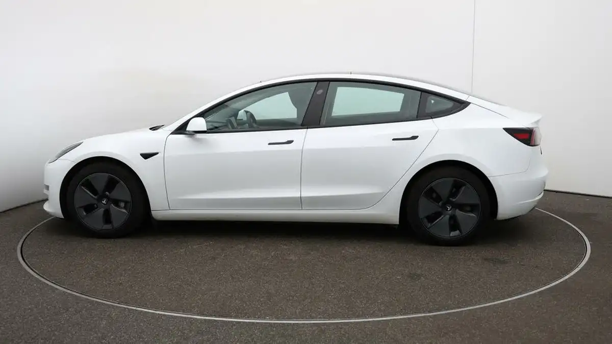 2021-tesla-model-3-e-long-range-4x4-big-56