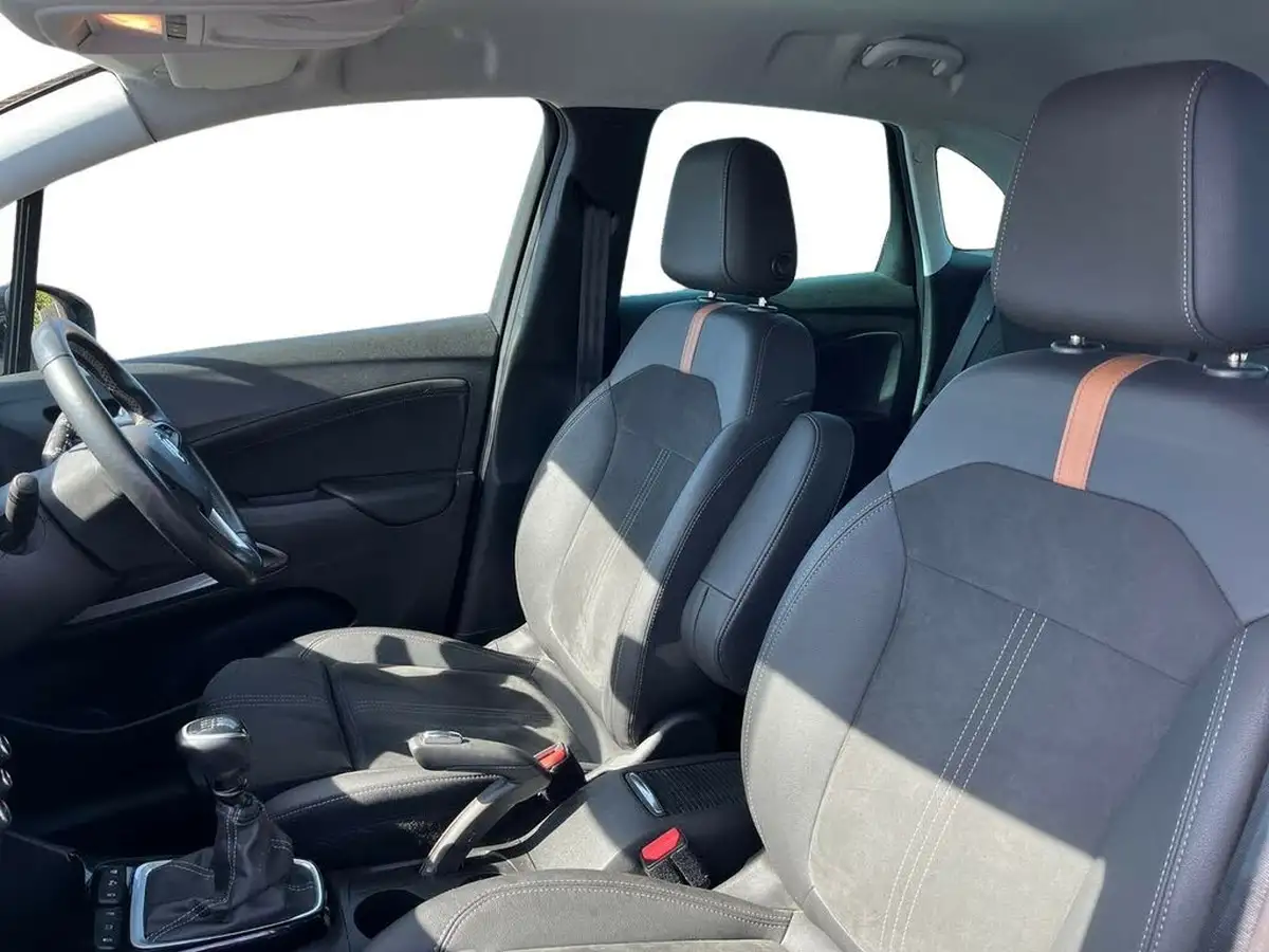2021-vauxhall-crossland-12-ultimate-nav-big-7