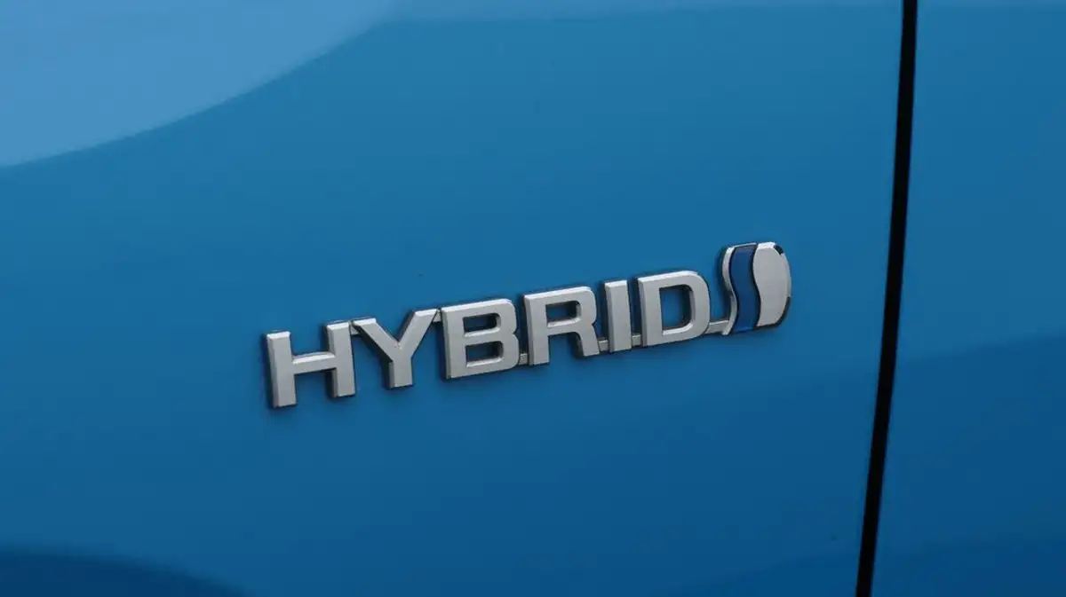 2020-toyota-rav4-25-vvt-i-design-219bhp-big-20