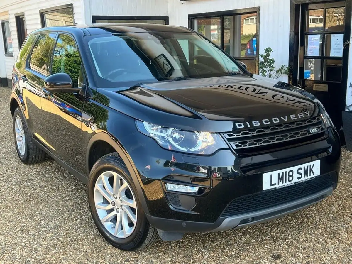 2018-land-rover-discovery-sport-20td4-se-tech-182ps-auto-big-0