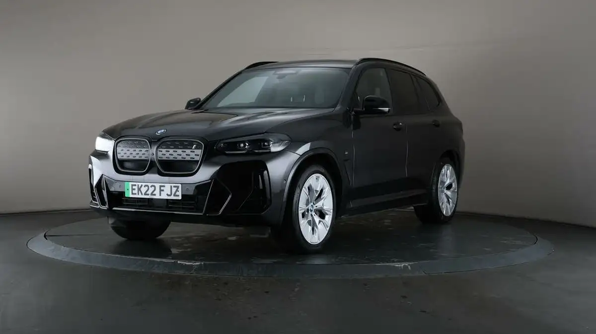 2022-bmw-ix3-e-m-sport-pro-big-37