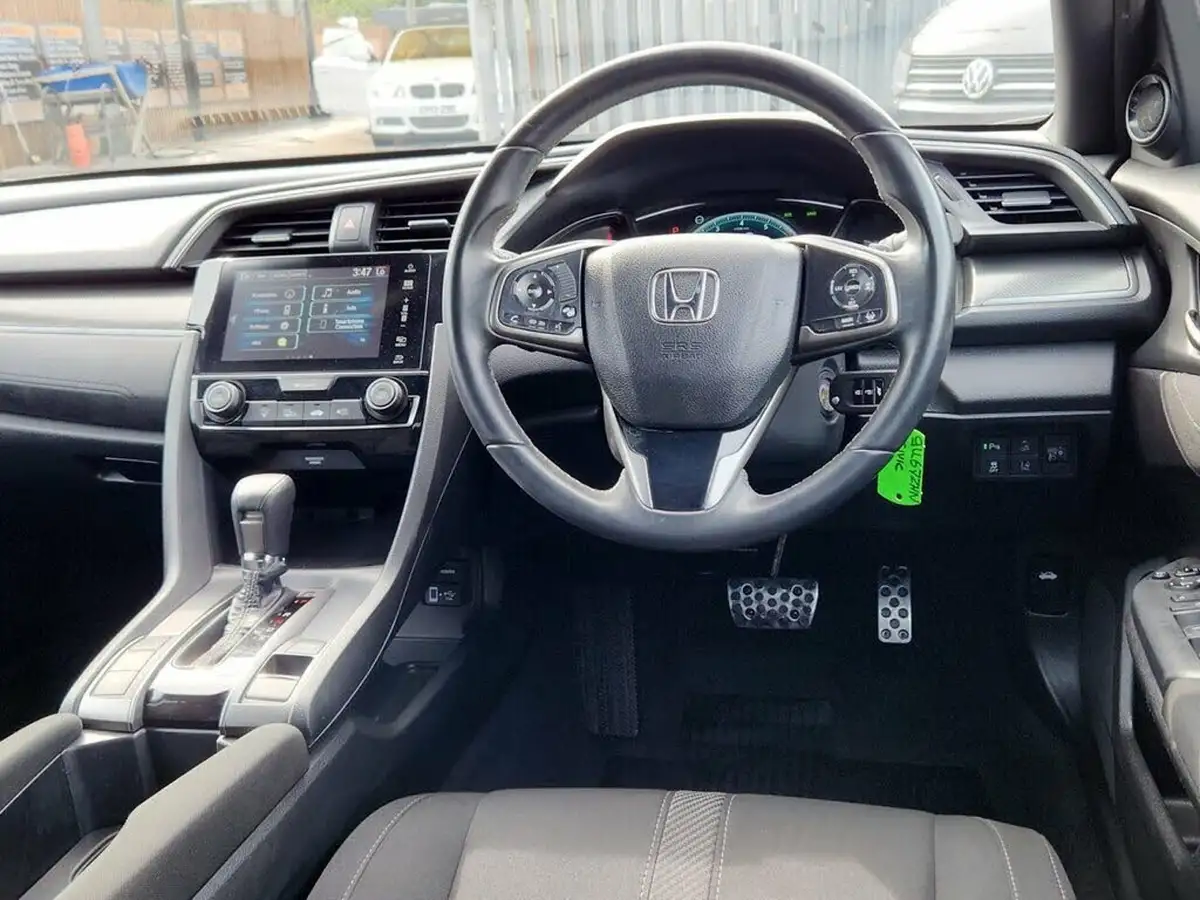 2017-honda-civic-10-vtec-turbo-sr-cvt-big-17