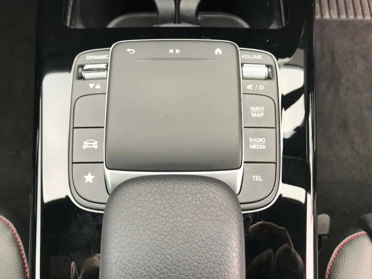 2021-mercedes-benz-a-class-13-a200-amg-line-hatchback-5d-7g-dct-big-15