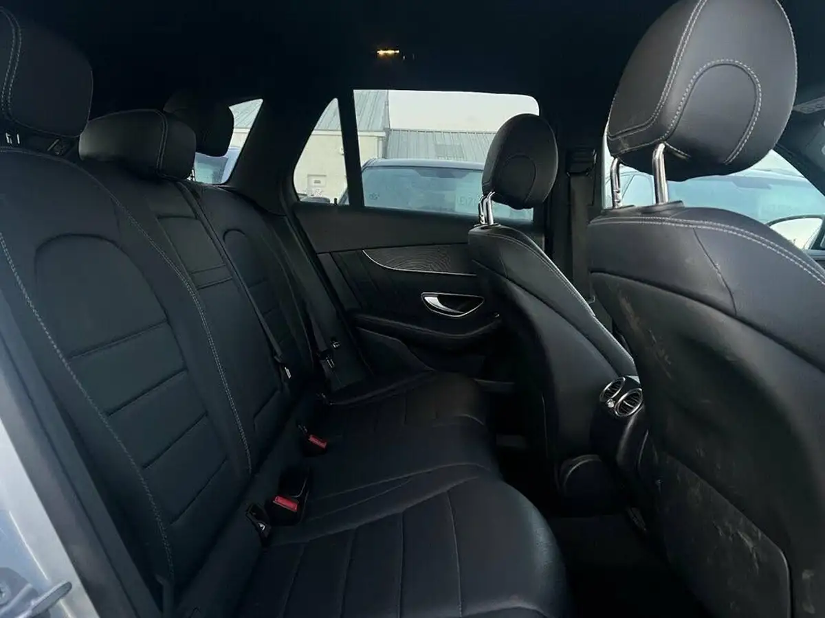 2017-mercedes-benz-glc-class-21d-glc250d-amg-line-ss-station-wagon-5d-big-8