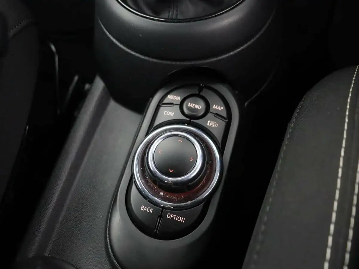 2022-mini-cooper-20-cooper-s-classic-hatchback-5d-auto-big-18