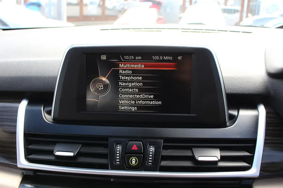 2015-bmw-2-series-15td-216d-luxury-active-big-38