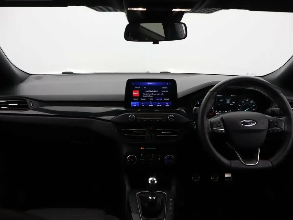 2020-ford-focus-15-st-line-edition-hatchback-big-24