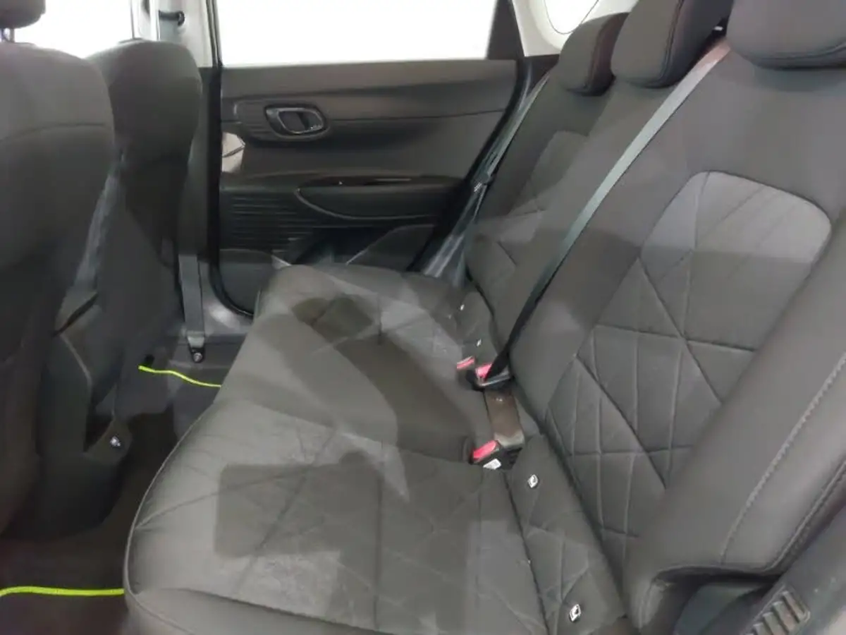 2024-hyundai-bayon-10-t-gdi-premium-100ps-48-volt-mhev-dct-big-5