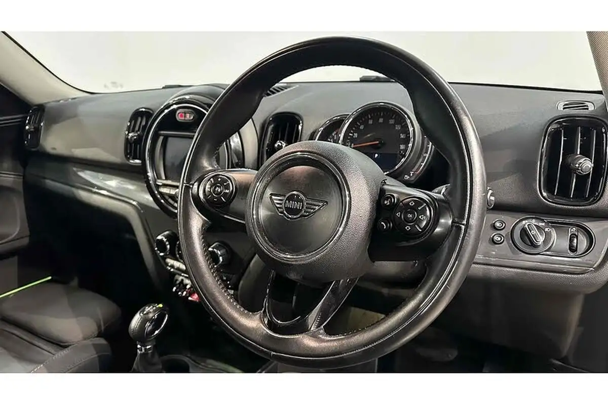 2018-mini-countryman-15-cooper-ss-auto-big-24