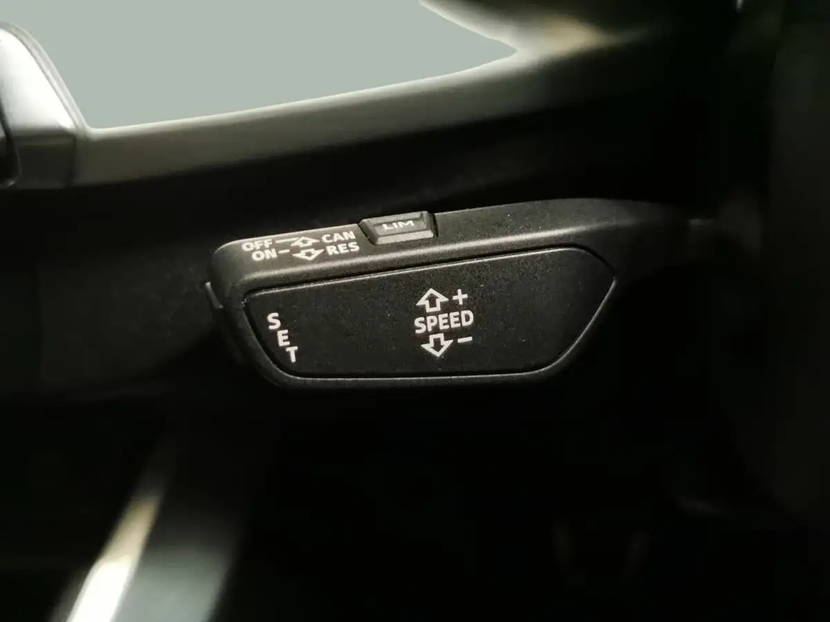 2019-audi-q2-16-30-tdi-s-line-big-21