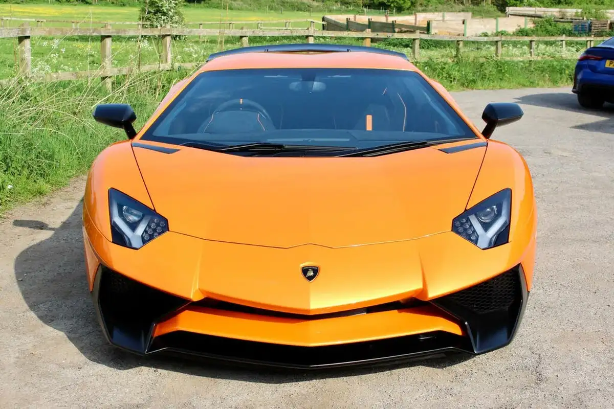 2016-lamborghini-aventador-65-lp-750-4-superveloce-coupe-big-6