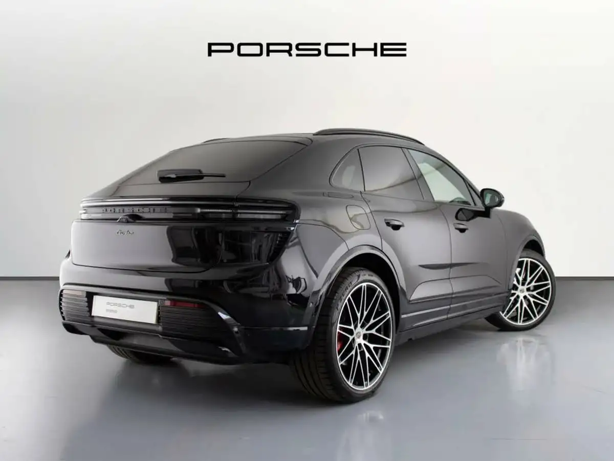 2024-porsche-macan-e-turbo-electric-big-2