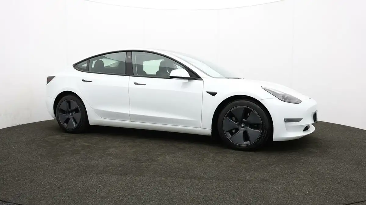2021-tesla-model-3-e-long-range-4x4-big-37