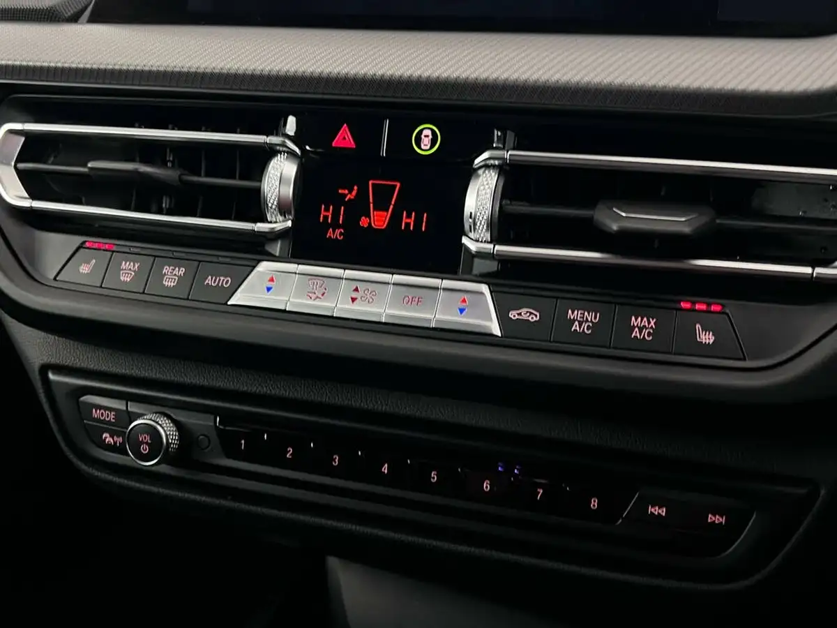 2021-bmw-2-series-big-32