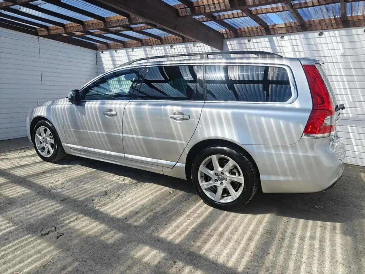 2014-volvo-v70-20td-d4-se-181bhp-nav-1969cc-geartronic-big-21