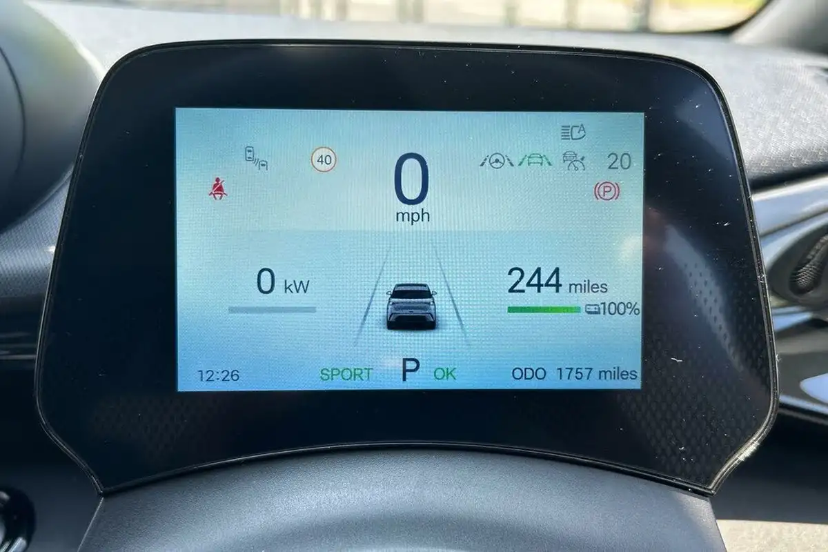 2024-byd-dolphin-e-design-big-34