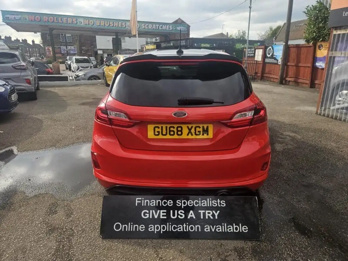 2018-ford-fiesta-big-2