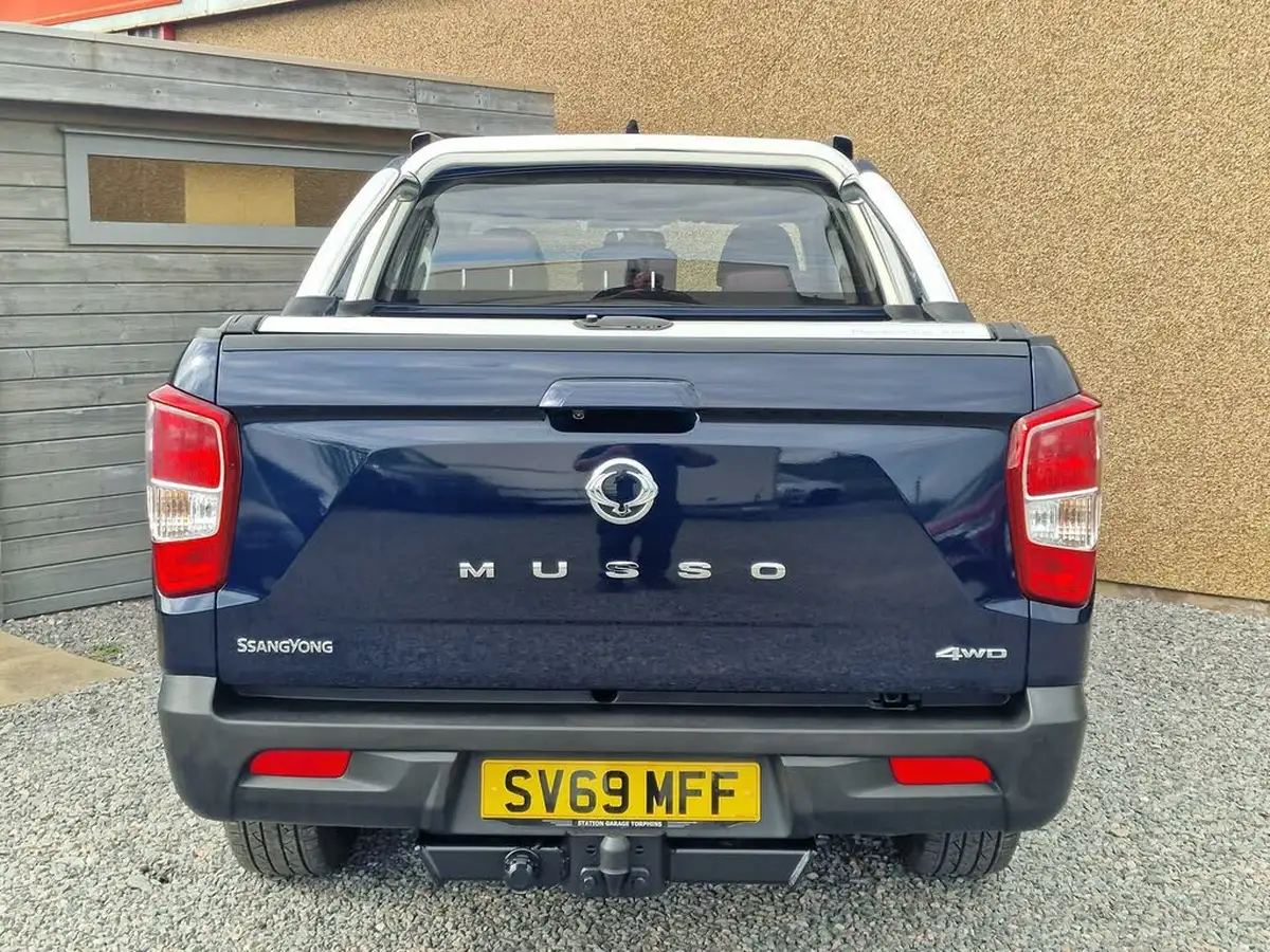 2019-kgm-ssangyong-musso-22td-rebel-auto-big-8