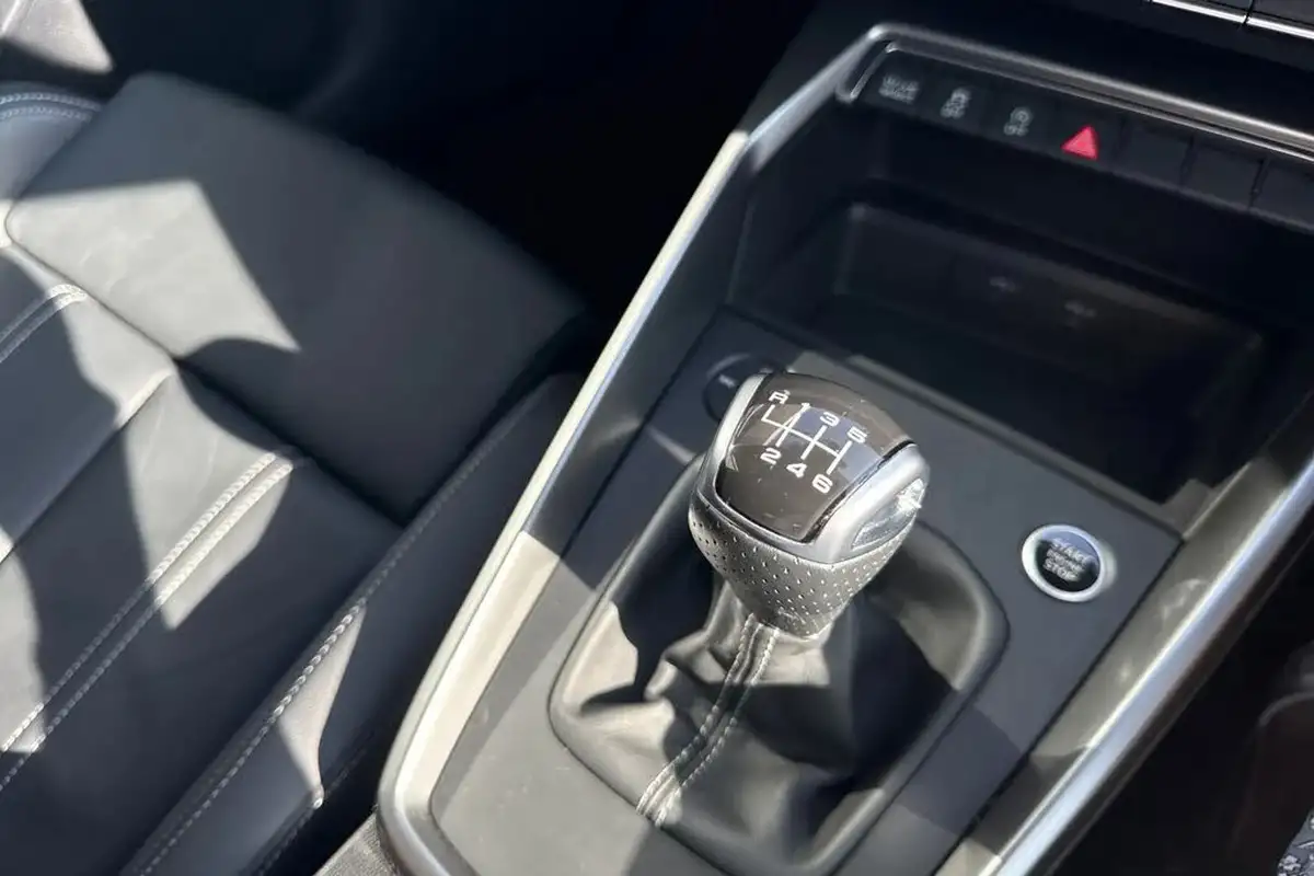 2022-audi-a3-10-30-tfsi-s-line-sportback-5d-big-22