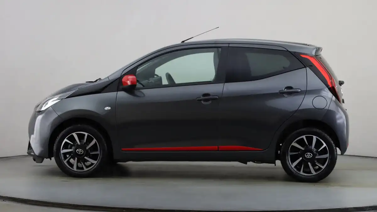 2021-toyota-aygo-10-vvt-i-x-trend-tss-x-shift-big-13