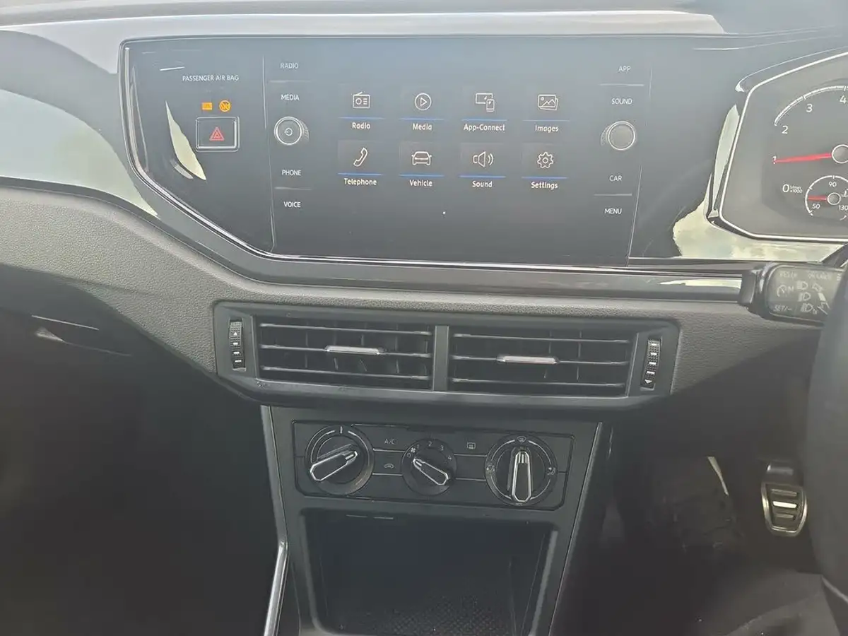 2020-volkswagen-polo-10-tsi-r-line-115ps-big-13