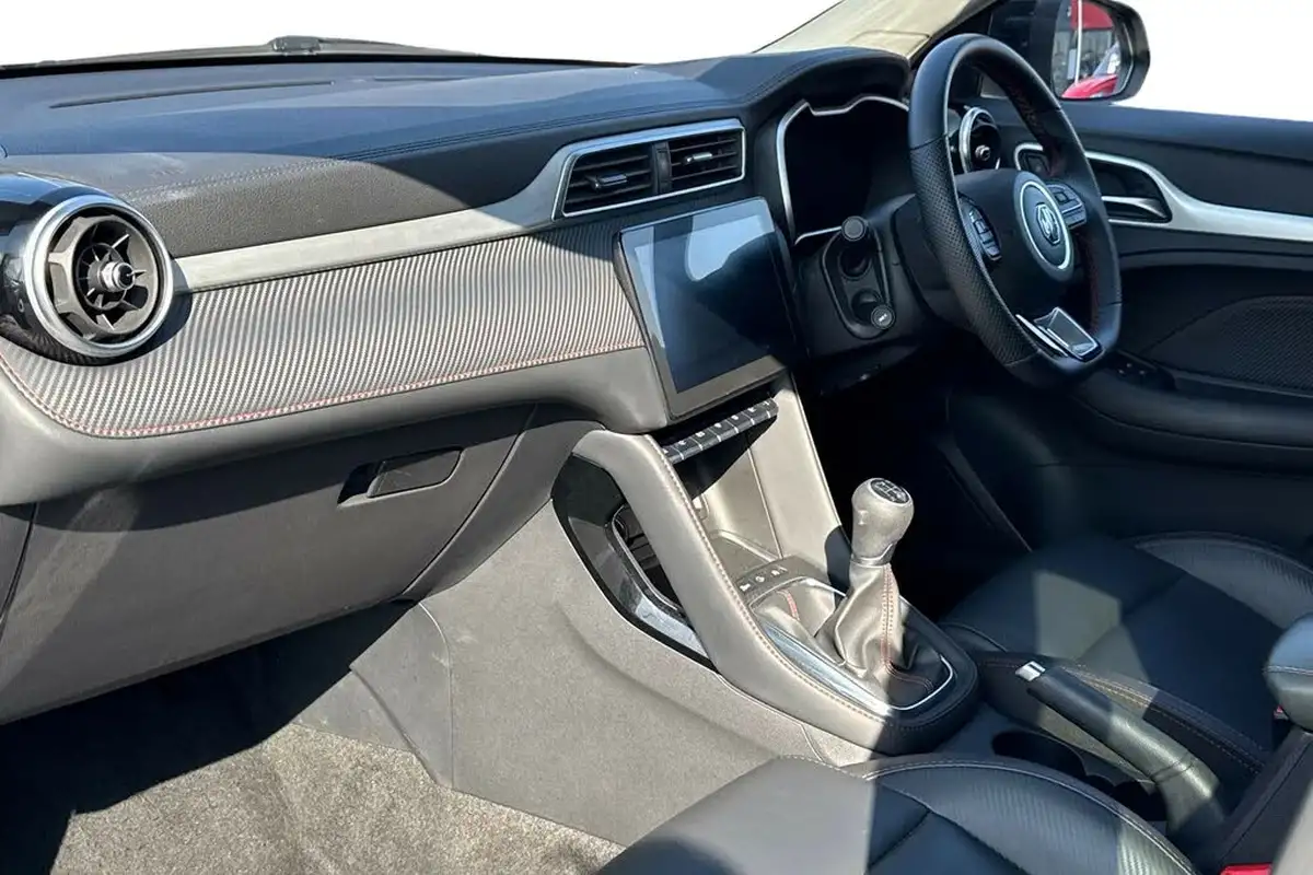 2023-mg-zs-suv-15-vti-tech-exclusive-big-11