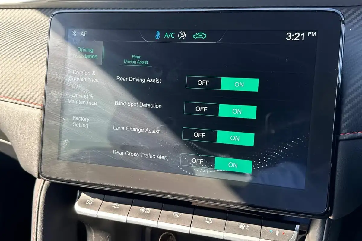 2023-mg-zs-suv-15-vti-tech-exclusive-big-35