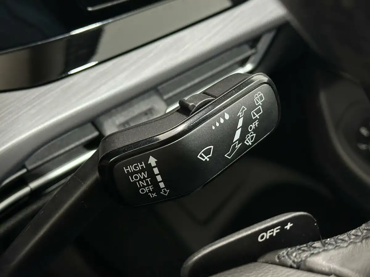 2020-volkswagen-golf-15-etsi-life-150ps-hatchback-big-17