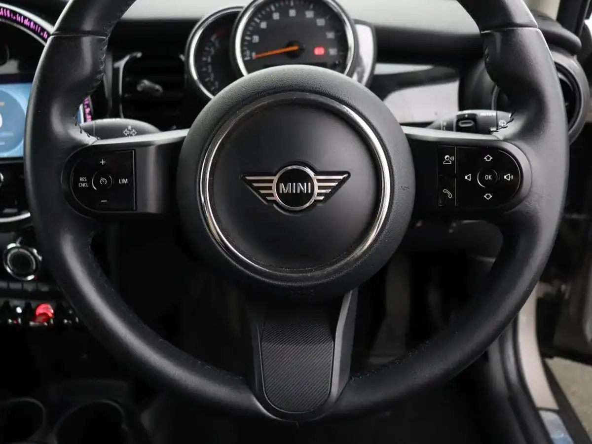 2022-mini-cooper-15-cooper-classic-hatchback-5d-auto-big-25