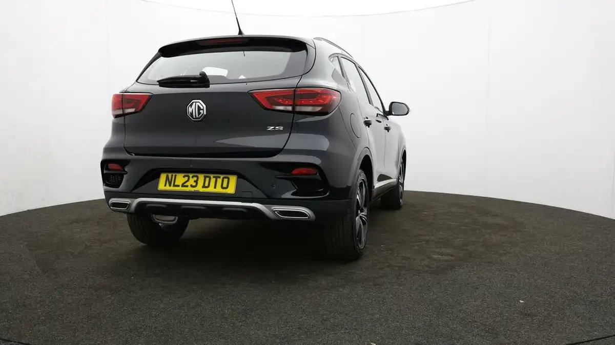 2023-mg-zs-suv-10t-gdi-excite-big-73
