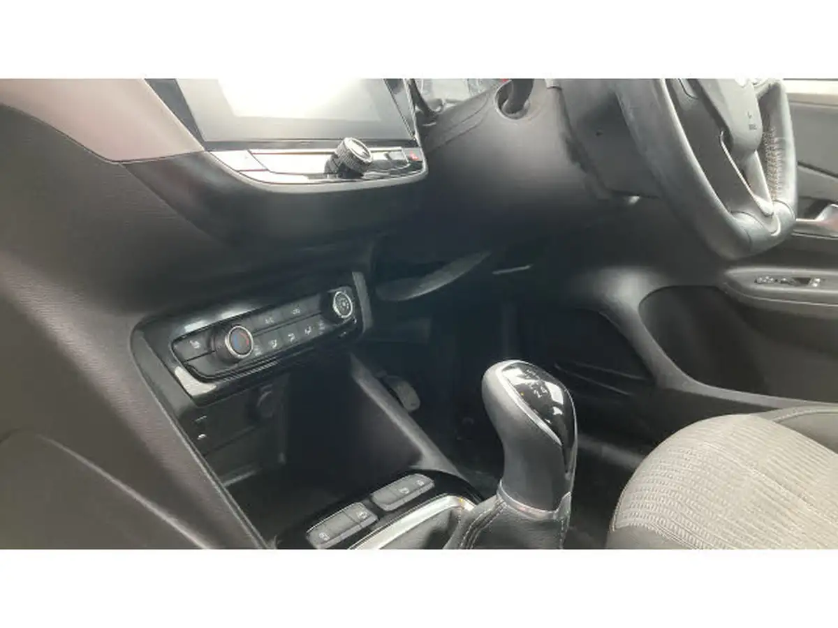2020-vauxhall-corsa-12i-se-premium-big-24
