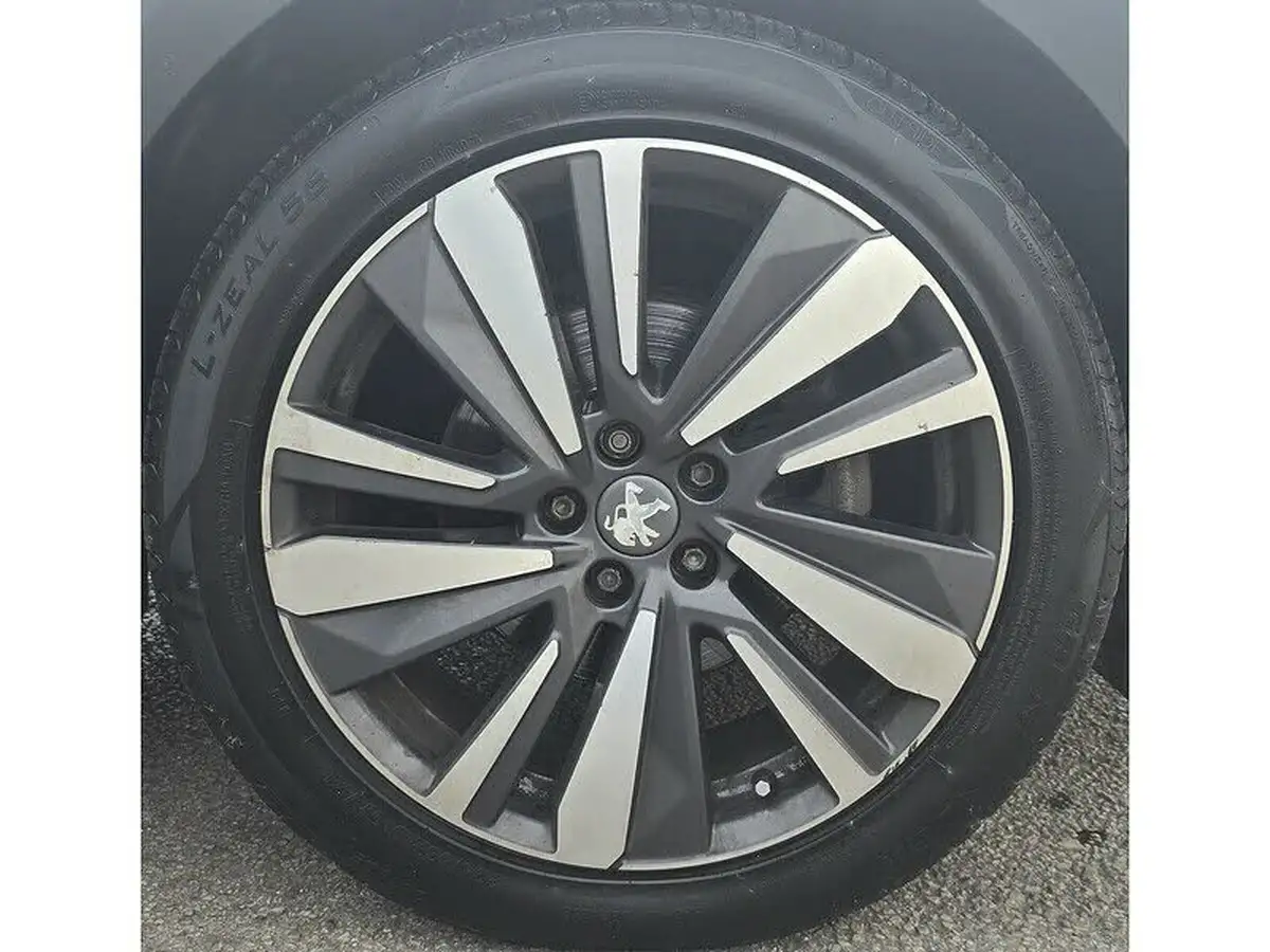 2019-peugeot-3008-suv-12-puretech-gt-line-big-21